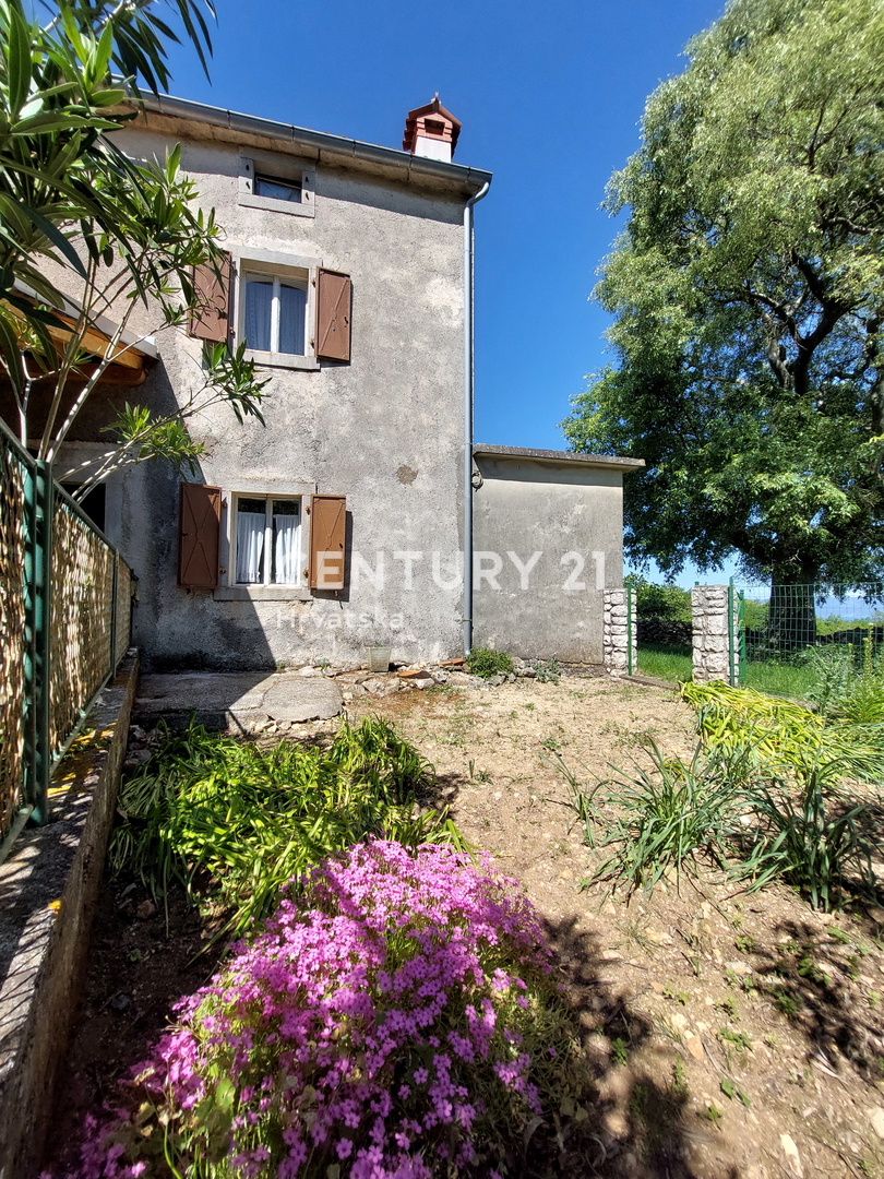 LABIN, CASA IN PIETRA CON VISTA SUL MARE, 2 KM DAL MARE