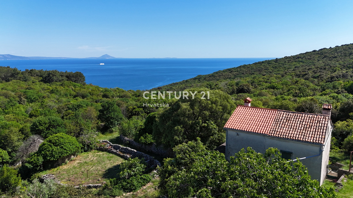 LABIN, CASA IN PIETRA CON VISTA SUL MARE, 2 KM DAL MARE