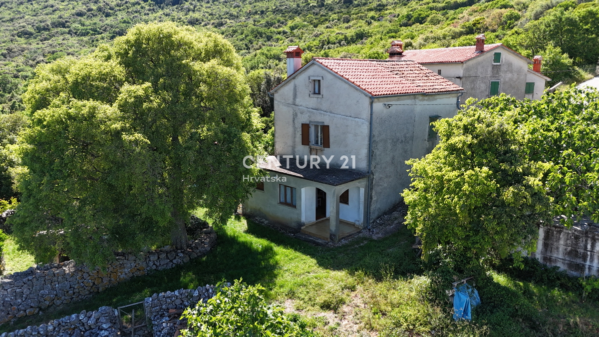LABIN, CASA IN PIETRA CON VISTA SUL MARE, 2 KM DAL MARE