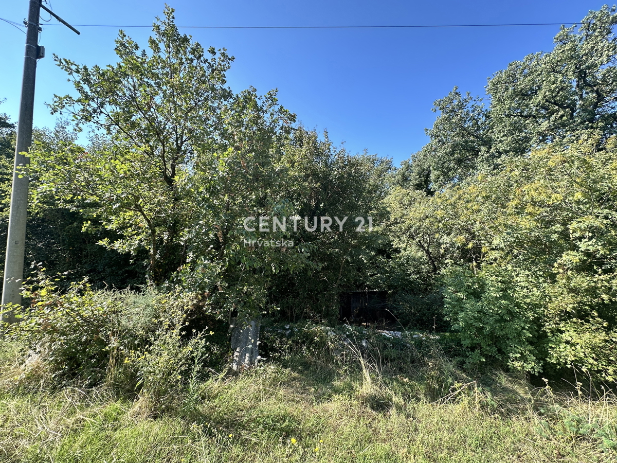 SVETVINČENAT, 6 KM, TERRENO CON PERMESSO DI COSTRUIRE DEFINITIVO