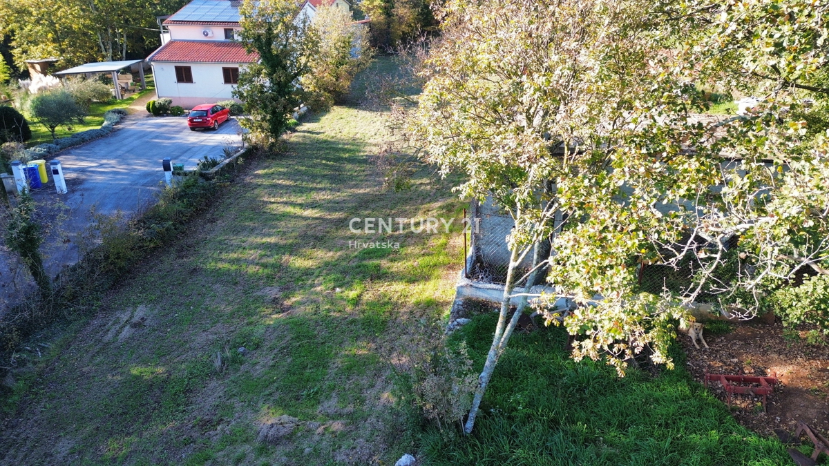 SVETVINČENAT, 6 KM, TERRENO CON PERMESSO DI COSTRUIRE DEFINITIVO