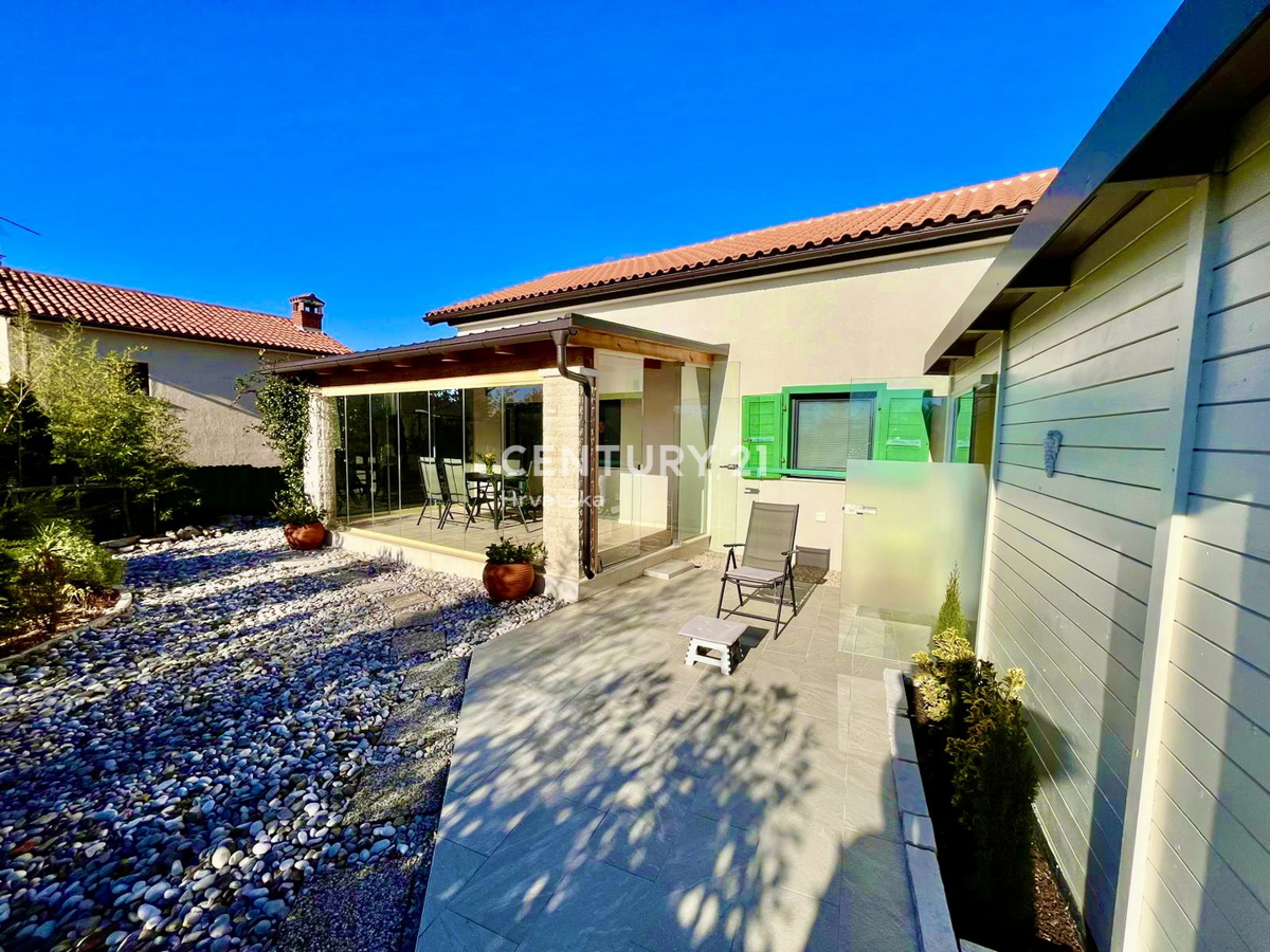 UMAG, DINTORNI, NUOVA CASA A SOLI 1,5 KM DALLA SPIAGGIA E DAL MARE