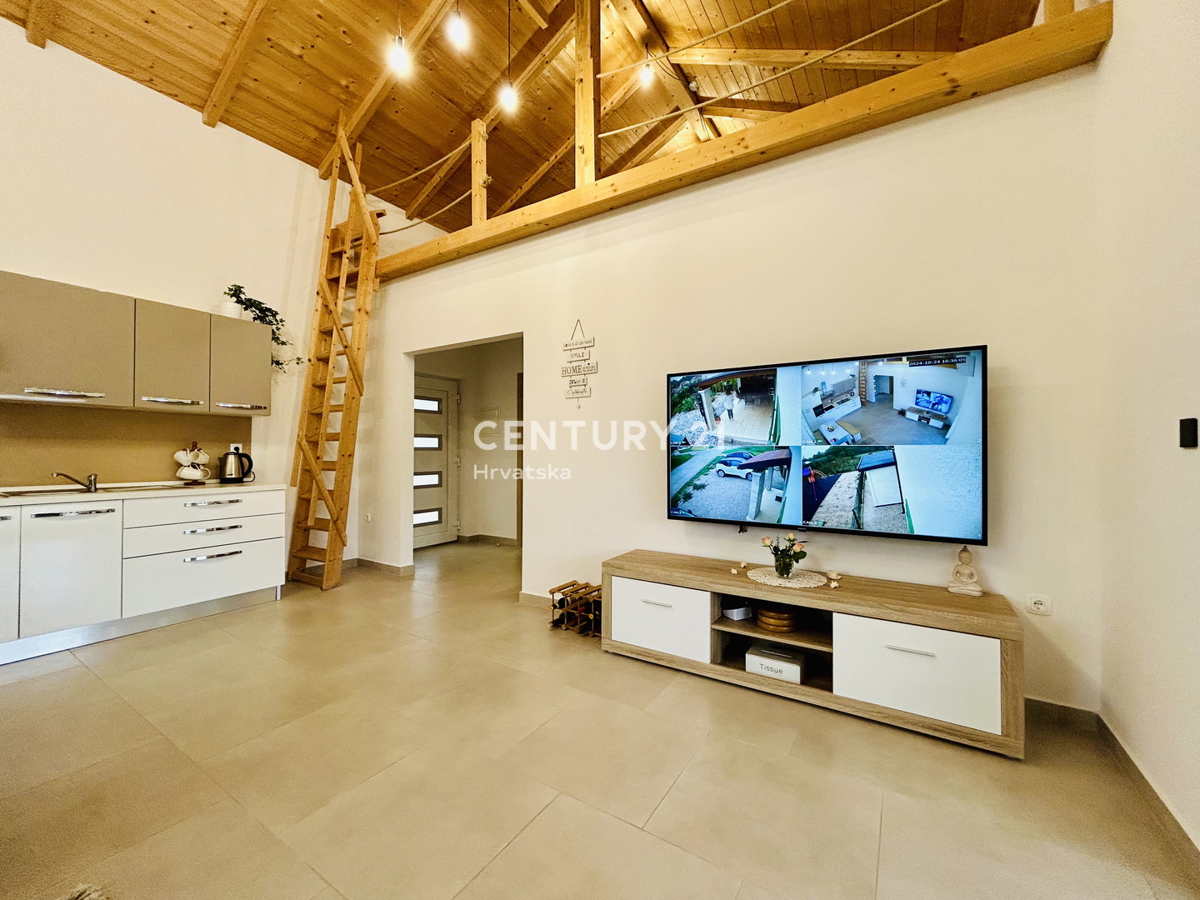 UMAG, DINTORNI, NUOVA CASA A SOLI 1,5 KM DALLA SPIAGGIA E DAL MARE