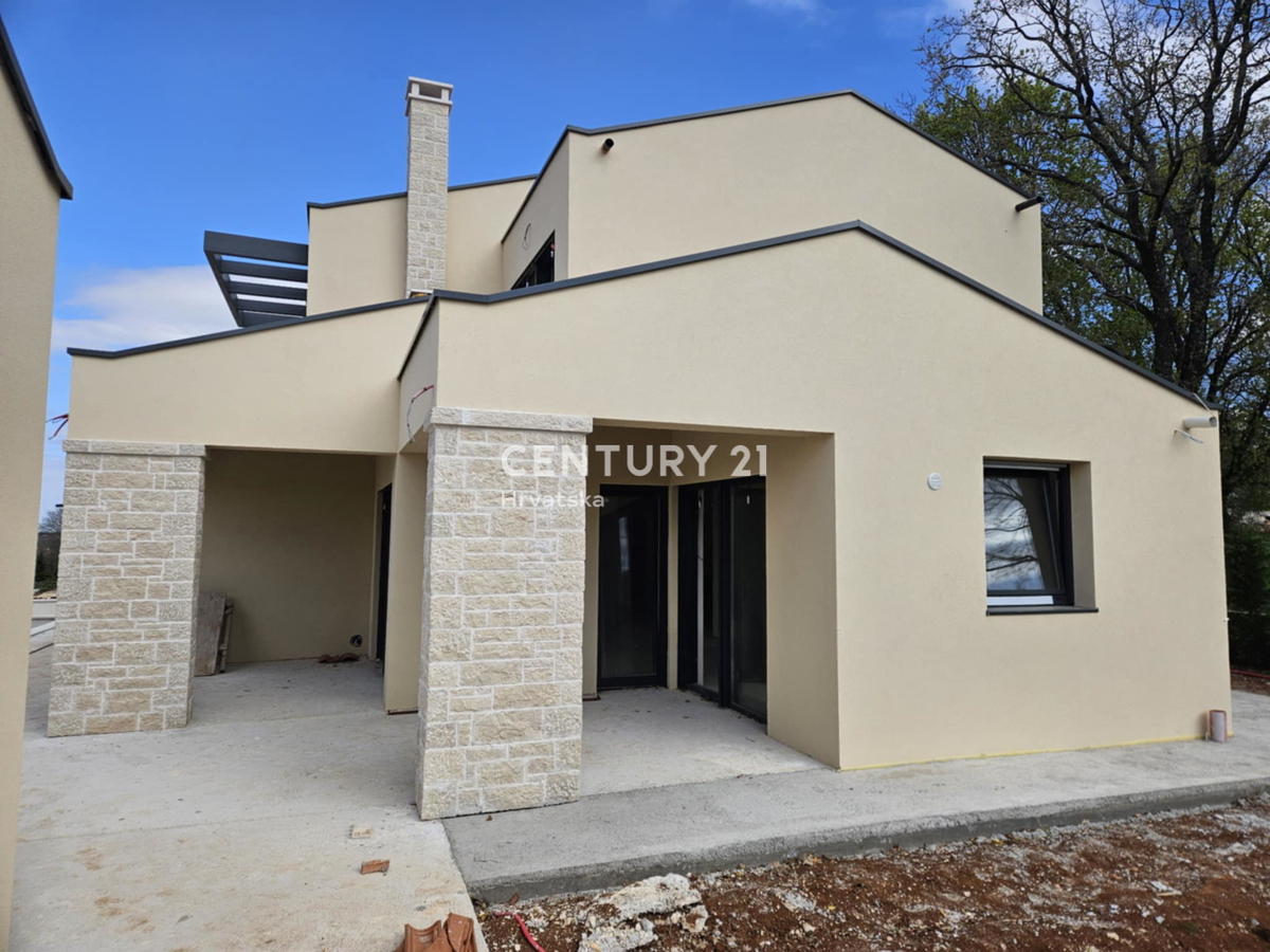 SVETI LOVREČ, IN VENDITA NUOVA CASA CON PISCINA E VISTA MARE
