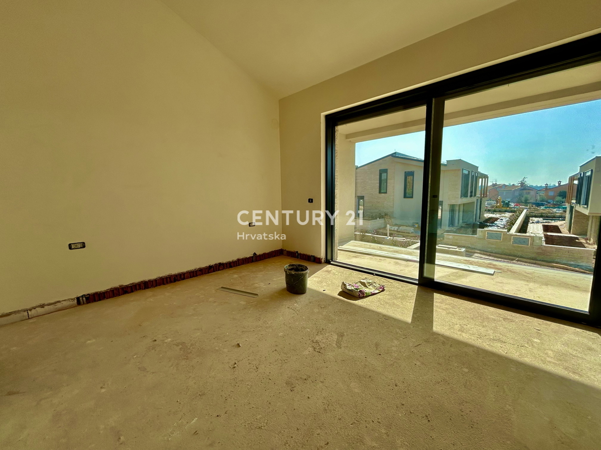 UMAG, VILLA A SOLI 150 METRI DALLA SPIAGGIA E DAL MARE