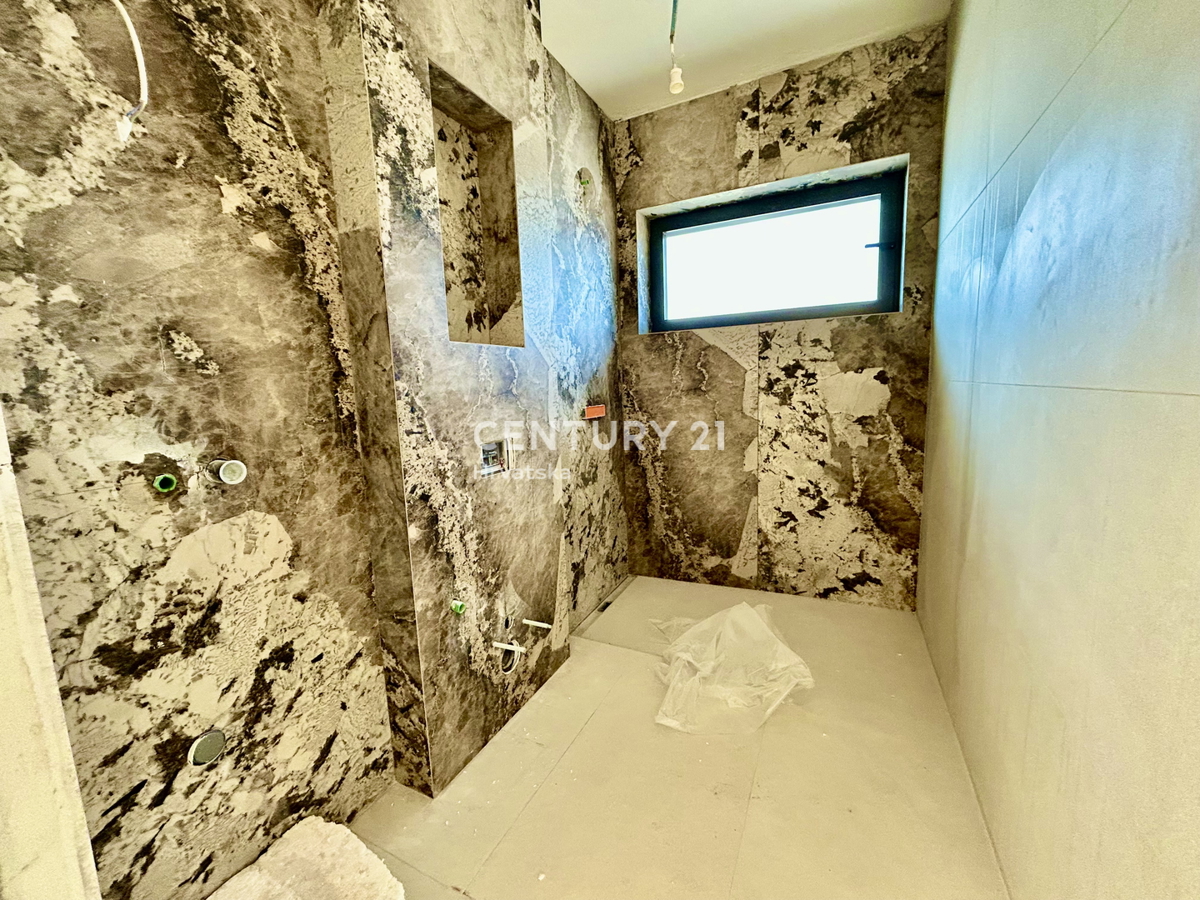 UMAG, VILLA A SOLI 150 METRI DALLA SPIAGGIA E DAL MARE