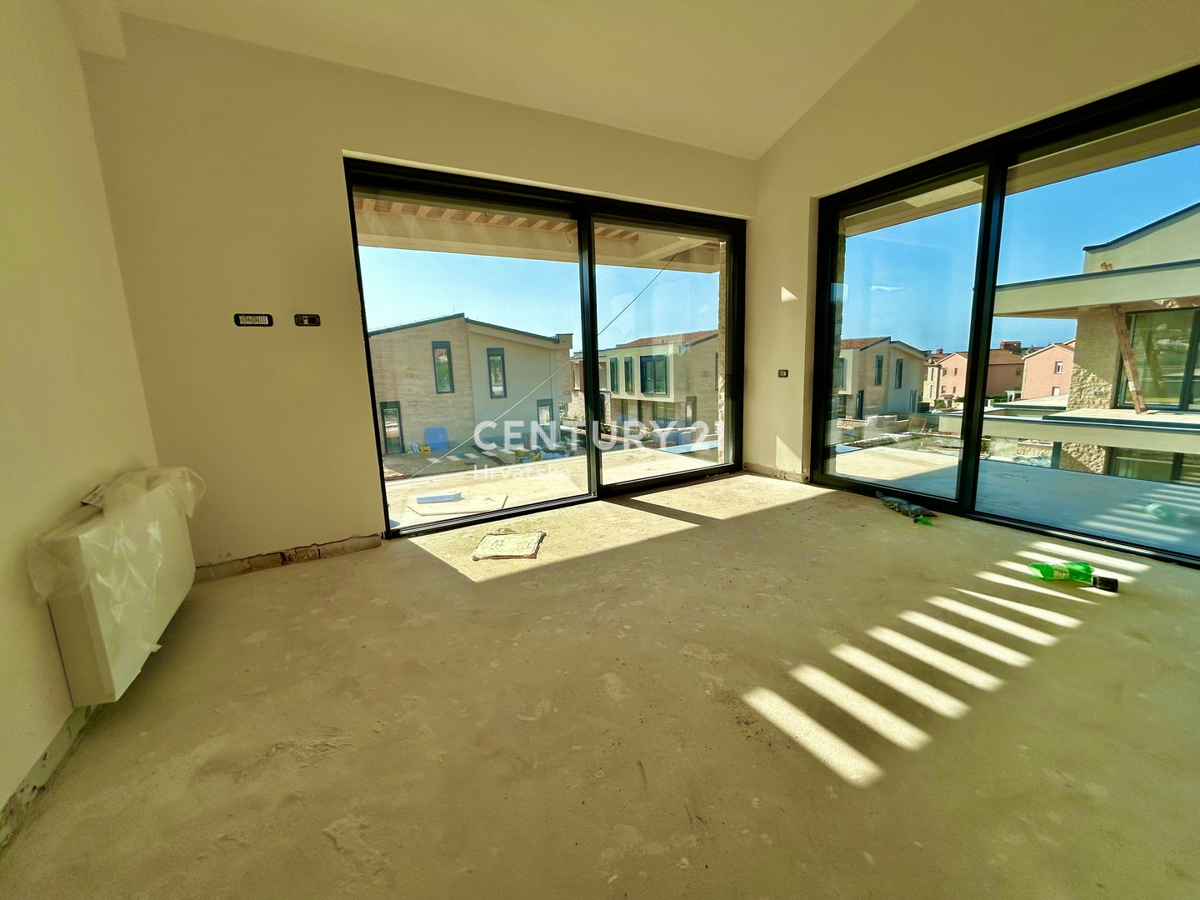 UMAG, VILLA A SOLI 150 METRI DALLA SPIAGGIA E DAL MARE