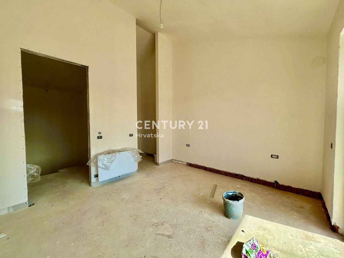 UMAG, VILLA A SOLI 150 METRI DALLA SPIAGGIA E DAL MARE