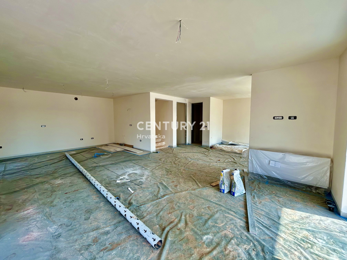 UMAG, VILLA A SOLI 150 METRI DALLA SPIAGGIA E DAL MARE