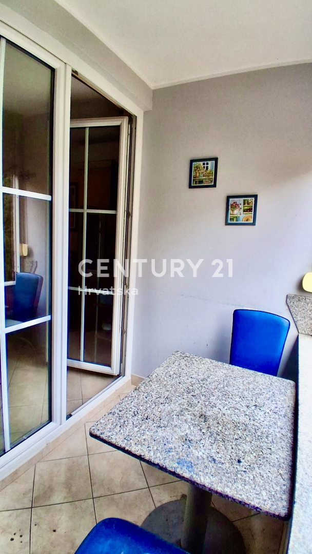 POREČ, ČERVAR PORAT, MONOLOCALE A SOLI 200 METRI DALLA SPIAGGIA