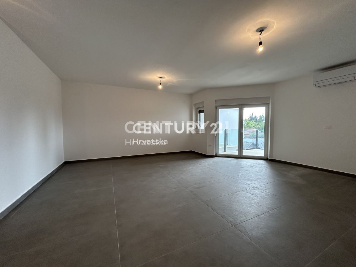 Vendita, Appartamento, 2,5 locali (2S+DB), Regione Istriana, Umag