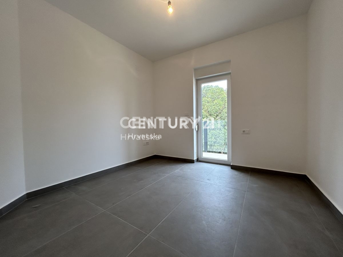 Vendita, Appartamento, 2,5 locali (2S+DB), Regione Istriana, Umag