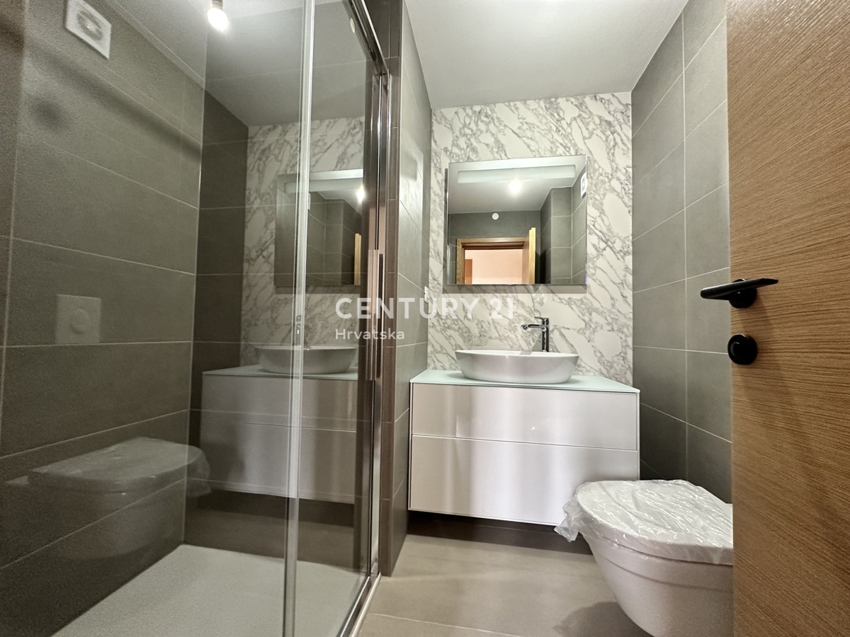 LABIN, APPARTAMENTO CON VISTA APERTA SUL MARE