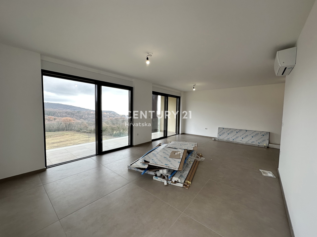 LABIN, APPARTAMENTO CON VISTA APERTA SUL MARE