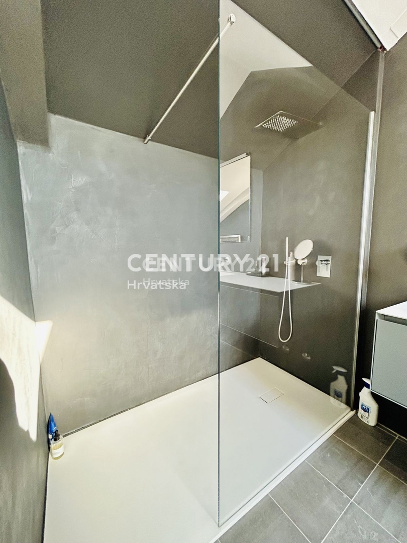 Vendita, Appartamento, 2 locali, Provincia di Istria, Umag