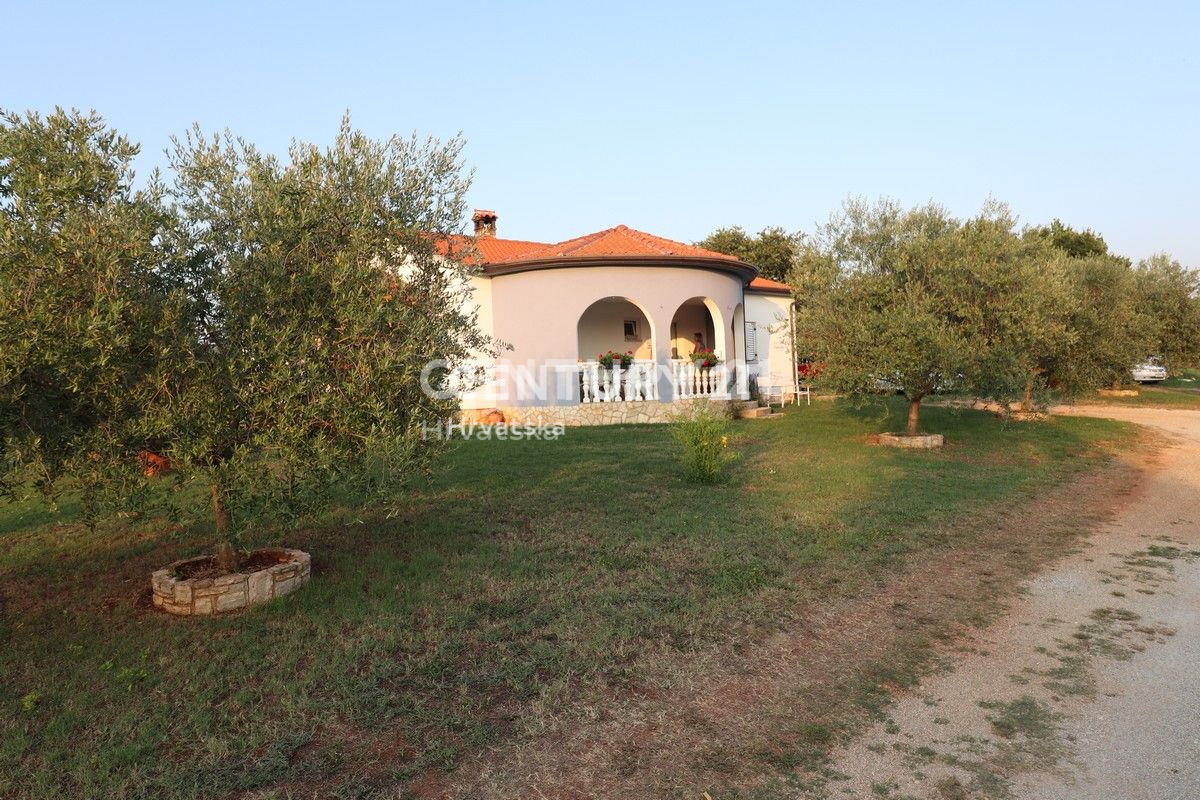 Vendita, Casa, Indipendente, Provincia di Istria, Višnjan, Bačva