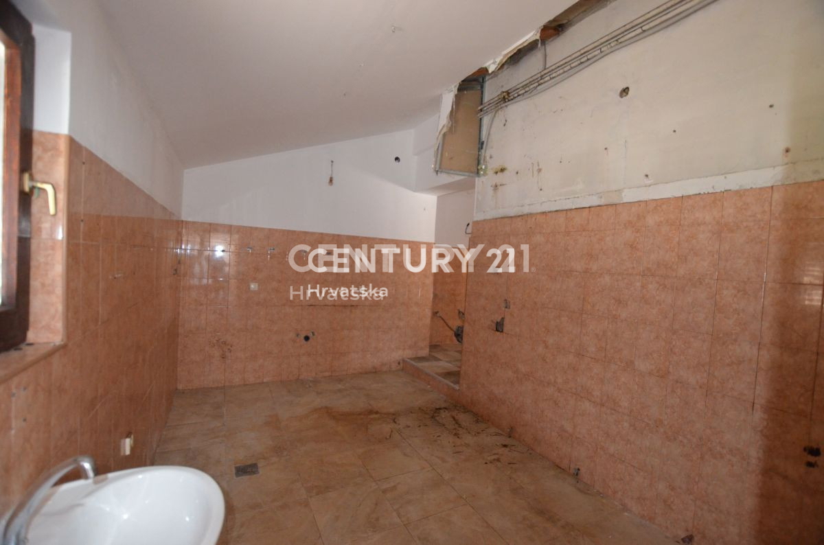 Vendita, Casa, Indipendente, Provincia di Istria, Oprtalj, Livade