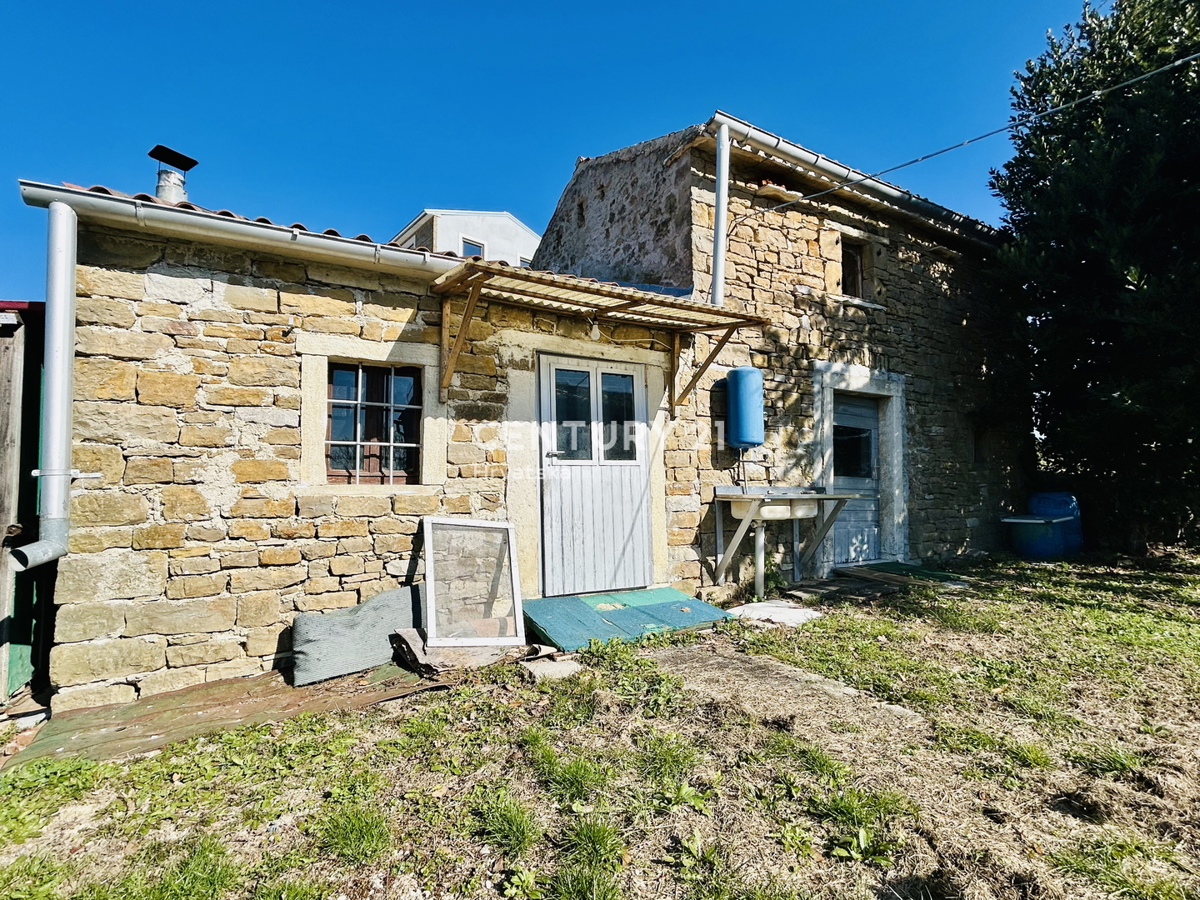 MOMJAN, DINTORNI, CASA IN PIETRA AUTTENTICA CON VISTA PANORAMICA SULLA NATURA E IL MARE