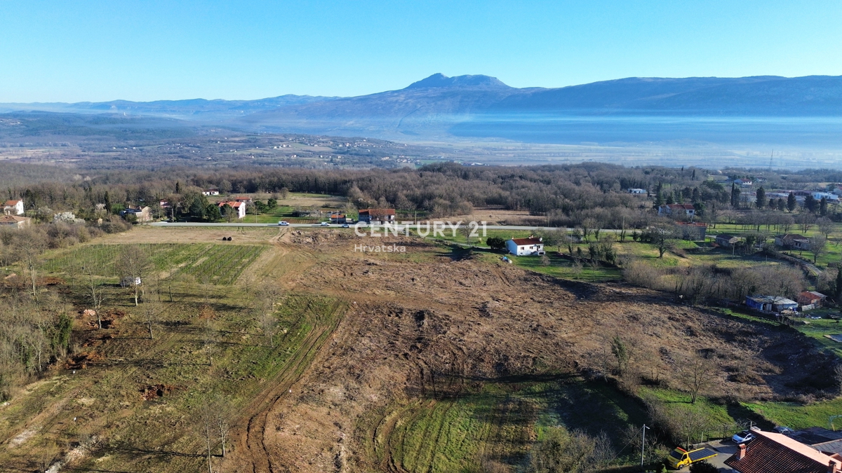 LABIN, KRŠAN, AMPIO TERRENO EDILIZIO