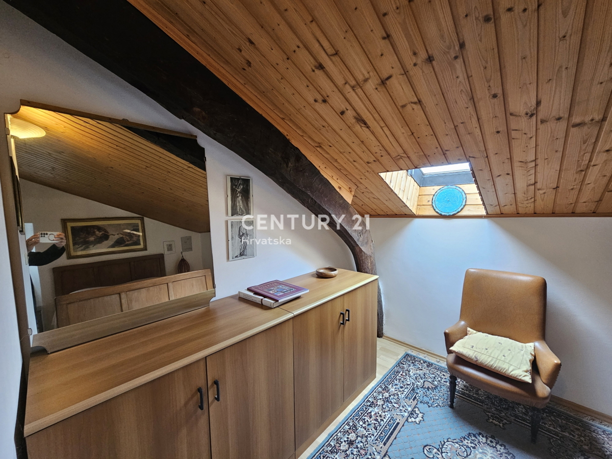 VABRIGA, IN VENDITA CASA IN PIETRA, PRIMA DI UNA FILA