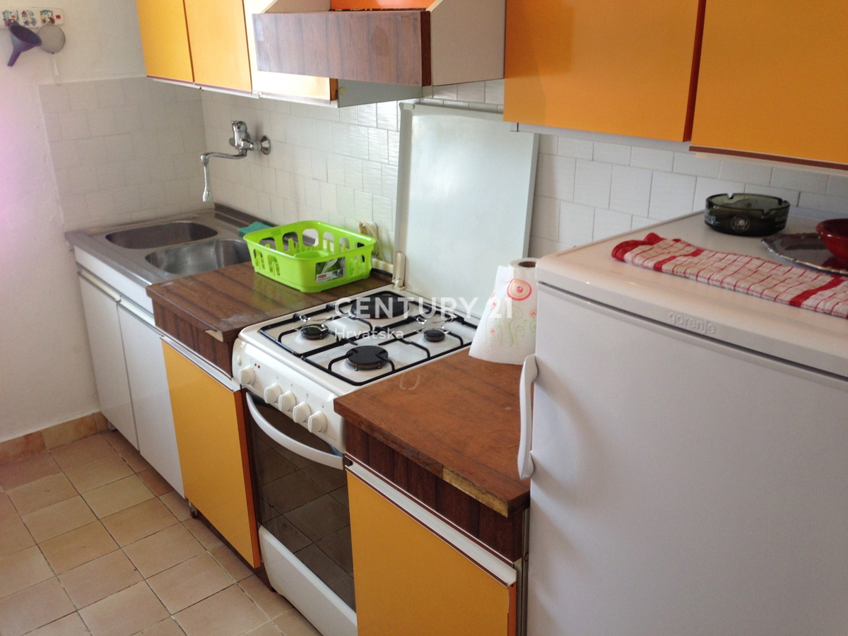 POREČ, APPARTAMENTO CON 3 CAMERE DA LETTO NEL CENTRO CITTÀ