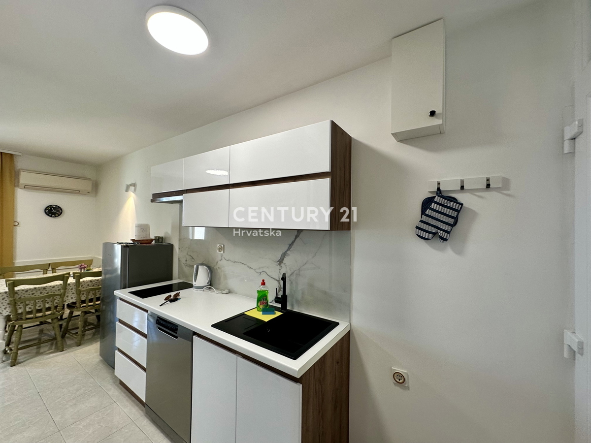 LABIN, APPARTAMENTO CON UNA CAMERA DA LETTO, VISTA MARE, 300 M DALLA SPIAGGIA