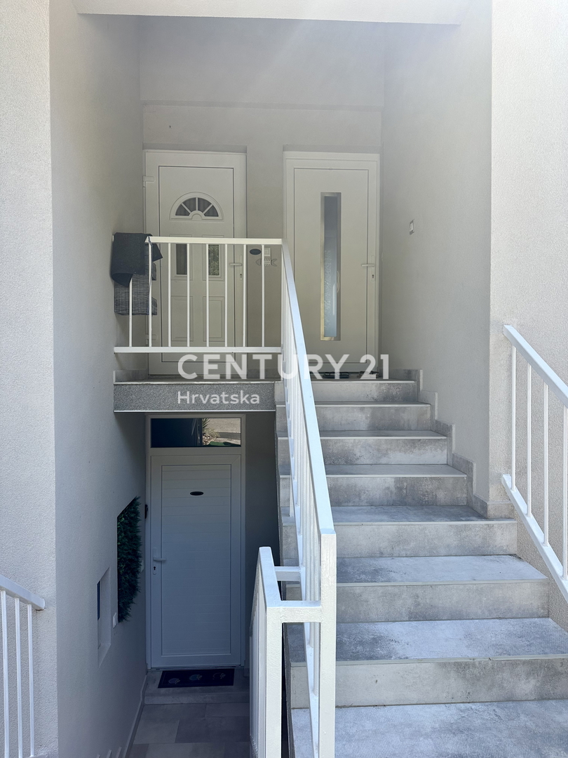 LABIN, APPARTAMENTO CON UNA CAMERA DA LETTO, VISTA MARE, 300 M DALLA SPIAGGIA