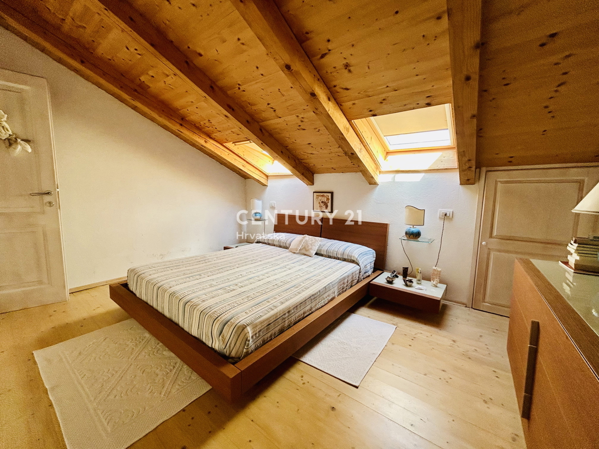 ROVIGNO, CENTRO, APPARTAMENTO RISTRUTTURATO IN OTTIMA POSIZIONE NEL CUORE DI ROVIGNO