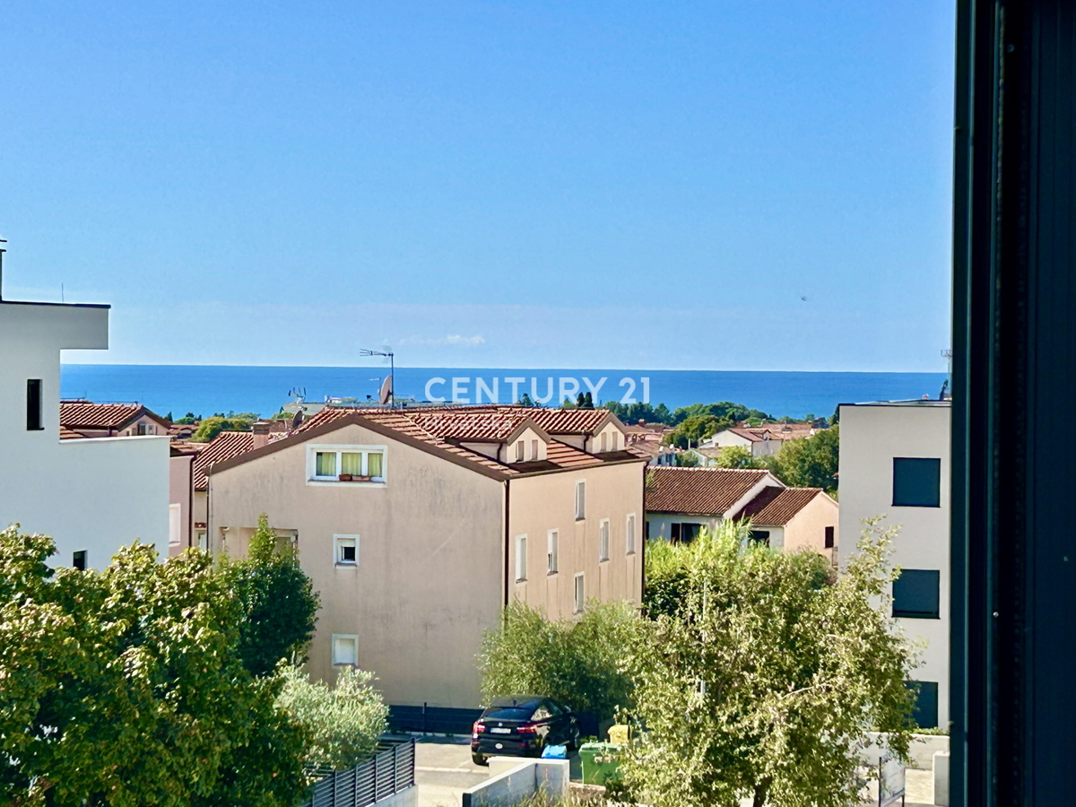 POREČ, APPARTAMENTO A SOLI 600 METRI DALLA SPIAGGIA E DAL MARE