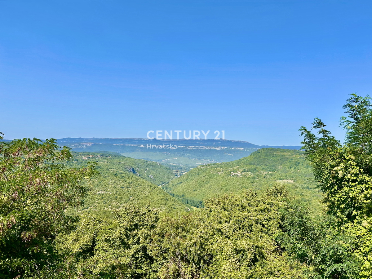 SOVINJAK, ZONA CIRCOSTANTE, CASA INDIPENDENTE IN PIETRA COMPLETAMENTE RISTRUTTURATA, SCONTATA E OTTIMO INVESTIMENTO