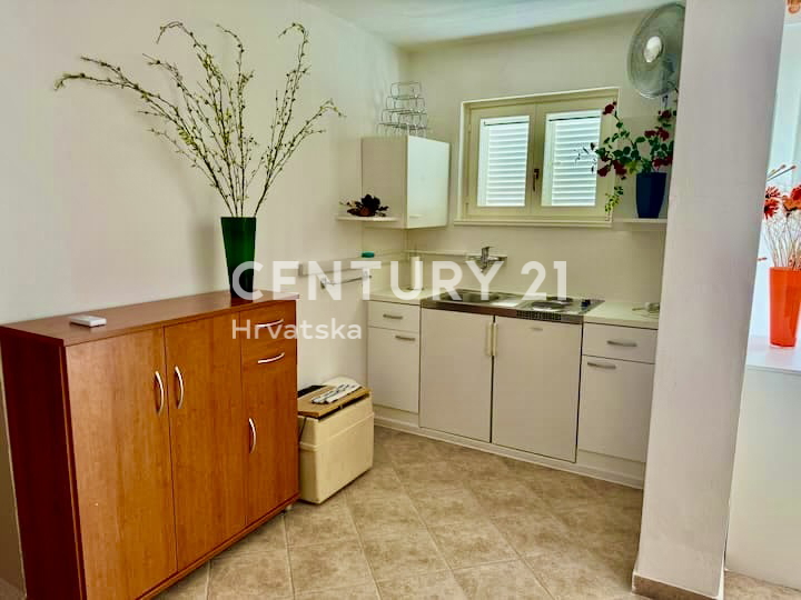 POREČ, DINTORNI, OTTIMA CASA CON VISTA MARE