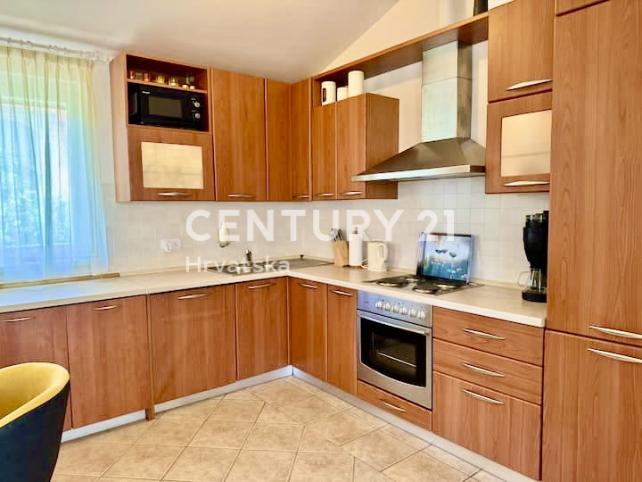 POREČ, DINTORNI, OTTIMA CASA CON VISTA MARE