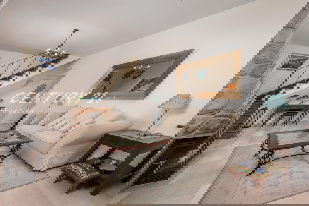 OPATIJA, LOVRAN, APPARTAMENTO AL PIANO TERRA CON VISTA APERTA SUL MARE