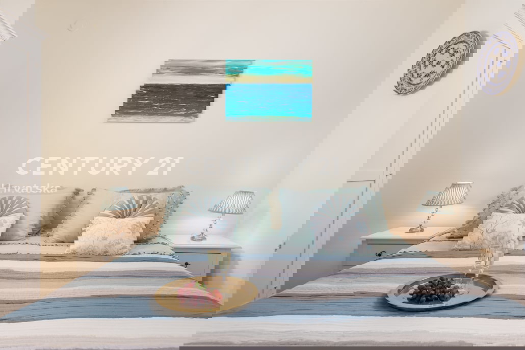 OPATIJA, LOVRAN, APPARTAMENTO AL PIANO TERRA CON VISTA APERTA SUL MARE