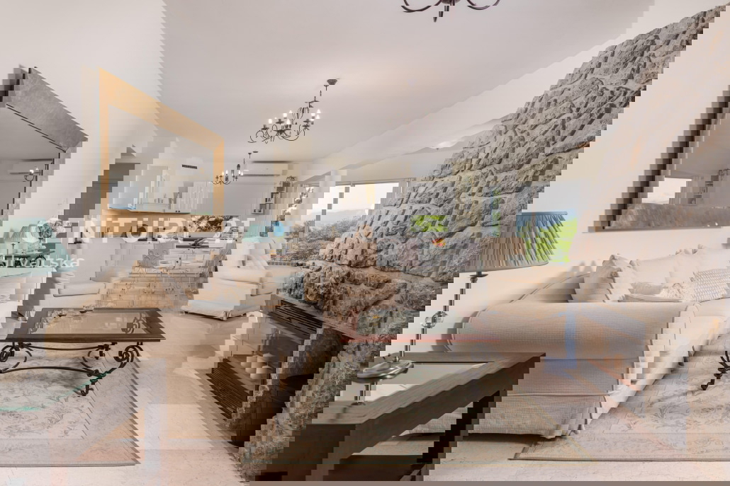 OPATIJA, LOVRAN, APPARTAMENTO AL PIANO TERRA CON VISTA APERTA SUL MARE