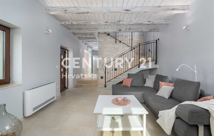 POREČ, VILLA CON PISCINA