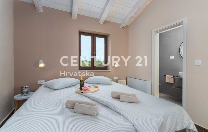 POREČ, VILLA CON PISCINA