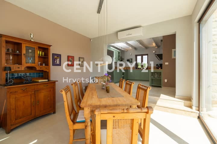 POREČ, VILLA CON PISCINA