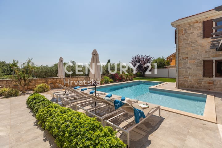 POREČ, VILLA CON PISCINA