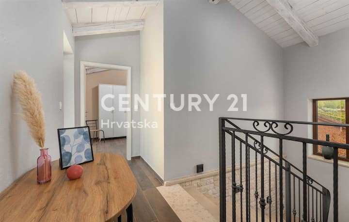 POREČ, VILLA CON PISCINA