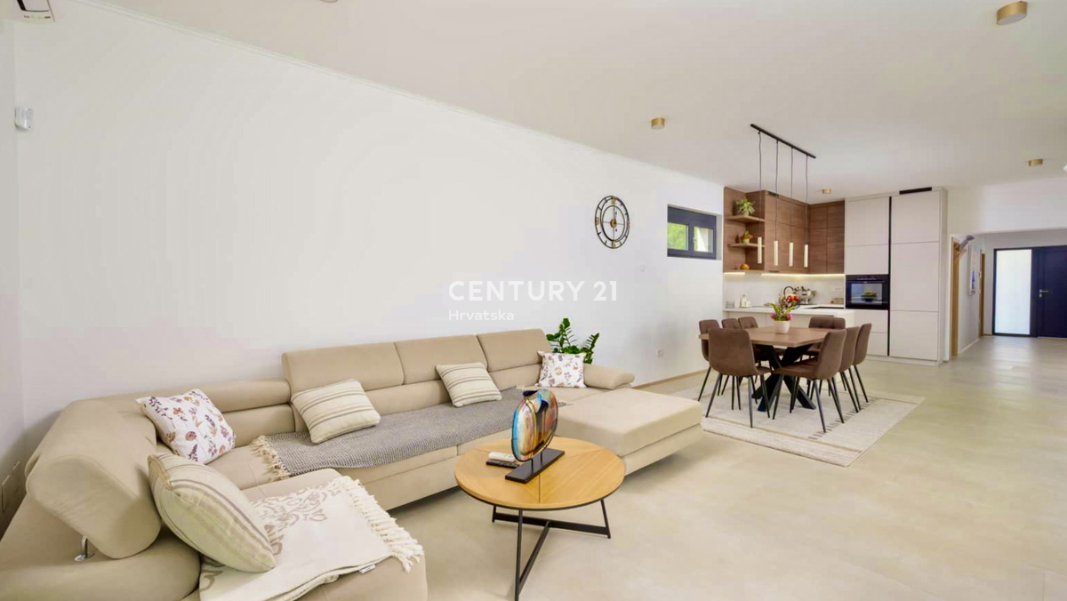 <ROVINJ, OKOLICA, FANTASTIČNA NOVA PRIZEMNICA>