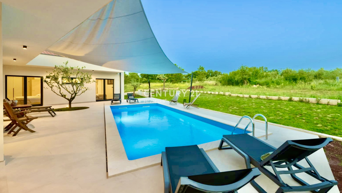 <ROVINJ, OKOLICA, FANTASTIČNA NOVA PRIZEMNICA>