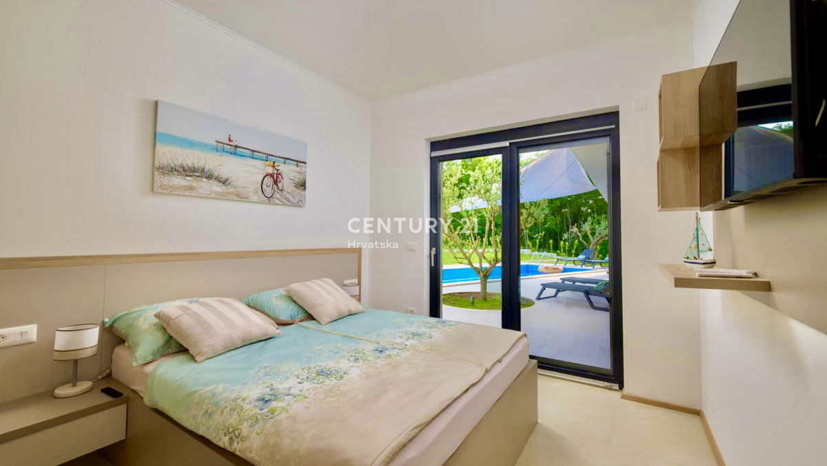 <ROVINJ, OKOLICA, FANTASTIČNA NOVA PRIZEMNICA>