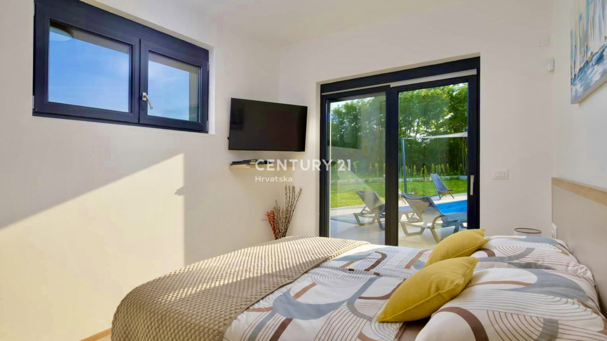 <ROVINJ, OKOLICA, FANTASTIČNA NOVA PRIZEMNICA>