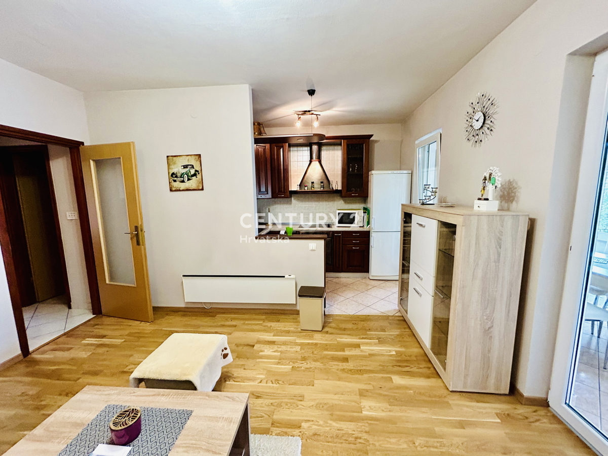 NOVIGRAD, APPARTAMENTO, A SOLI 400 METRI DAL MARE