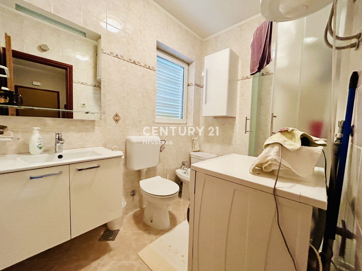 NOVIGRAD, APPARTAMENTO, A SOLI 400 METRI DAL MARE