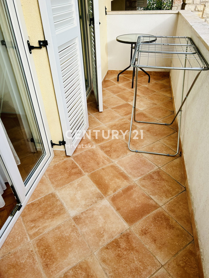 NOVIGRAD, APPARTAMENTO, A SOLI 400 METRI DAL MARE