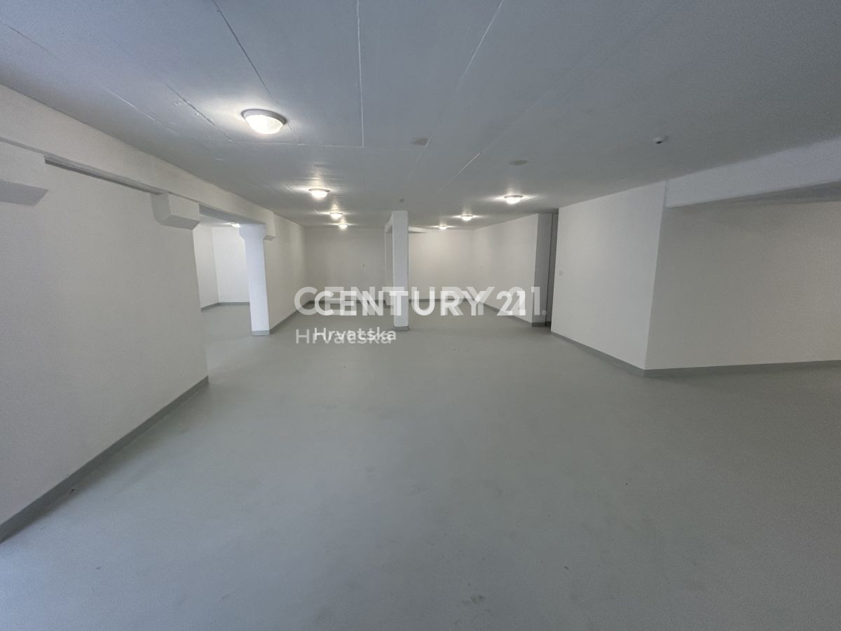 Vendita, Appartamento, 2,5 locali (2S+DB), Provincia di Istria, Umag