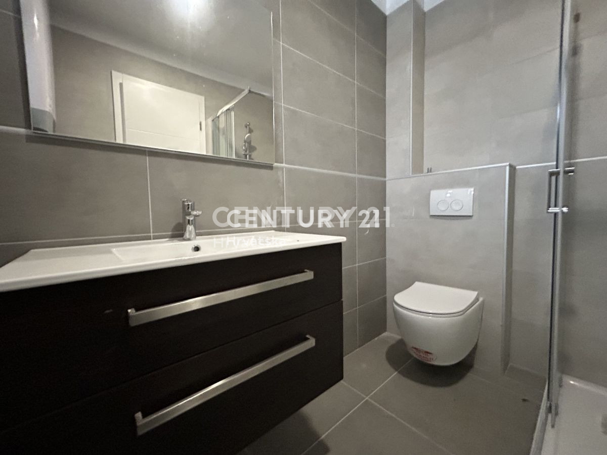 Vendita, Appartamento, 2,5 locali (2S+DB), Provincia di Istria, Umag