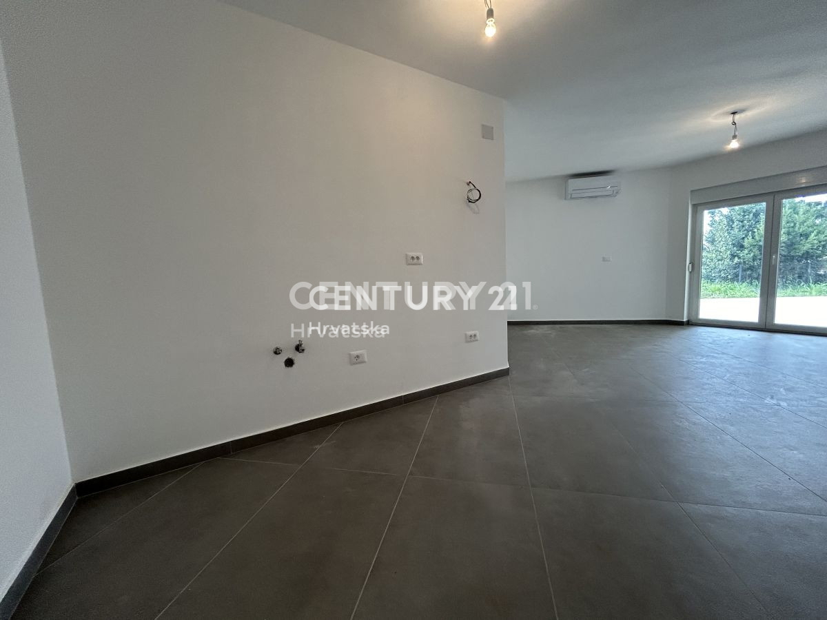 Vendita, Appartamento, 2,5 locali (2S+DB), Provincia di Istria, Umag